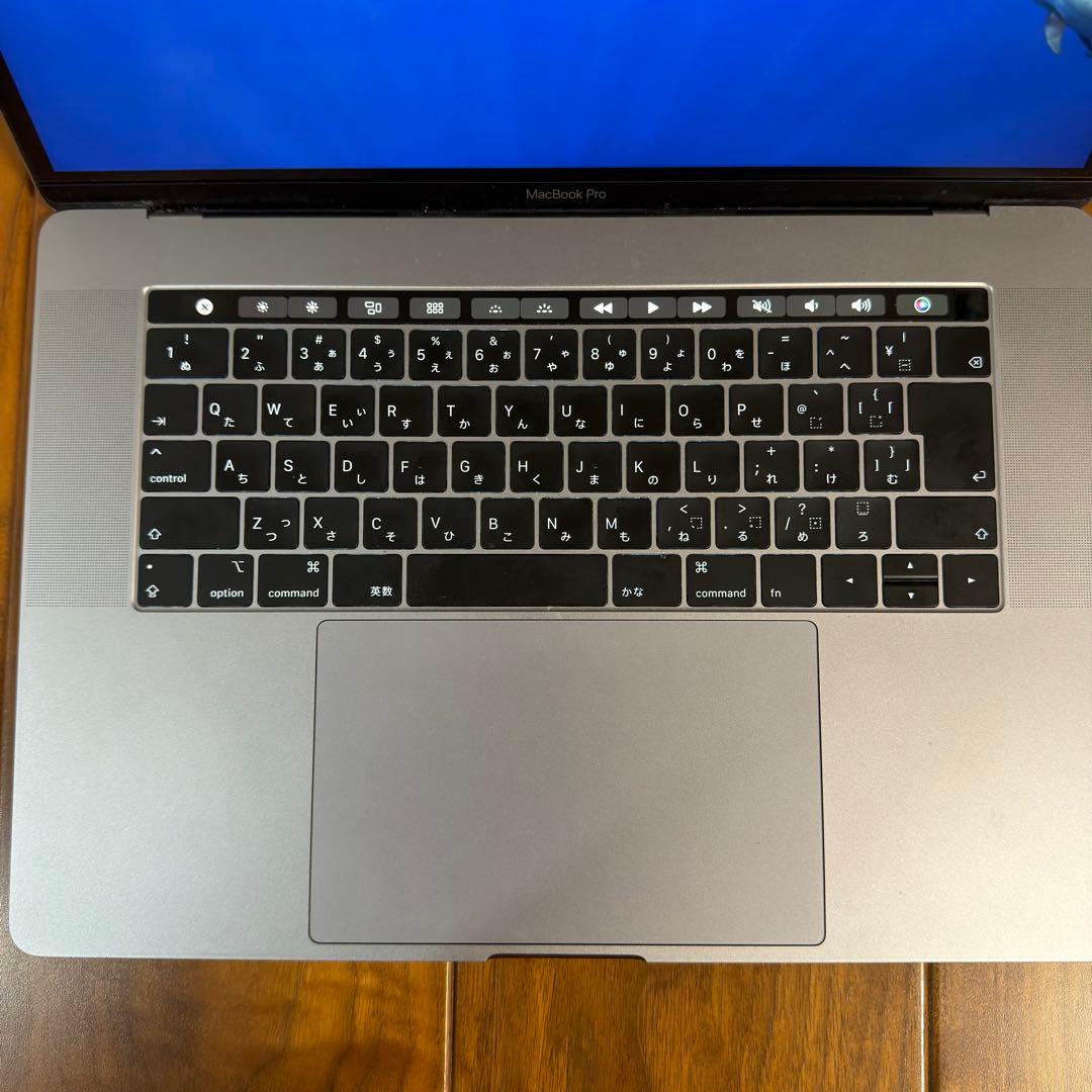 MacBook本体 MacBook Pro 2018 15inch Core i7 16Gb