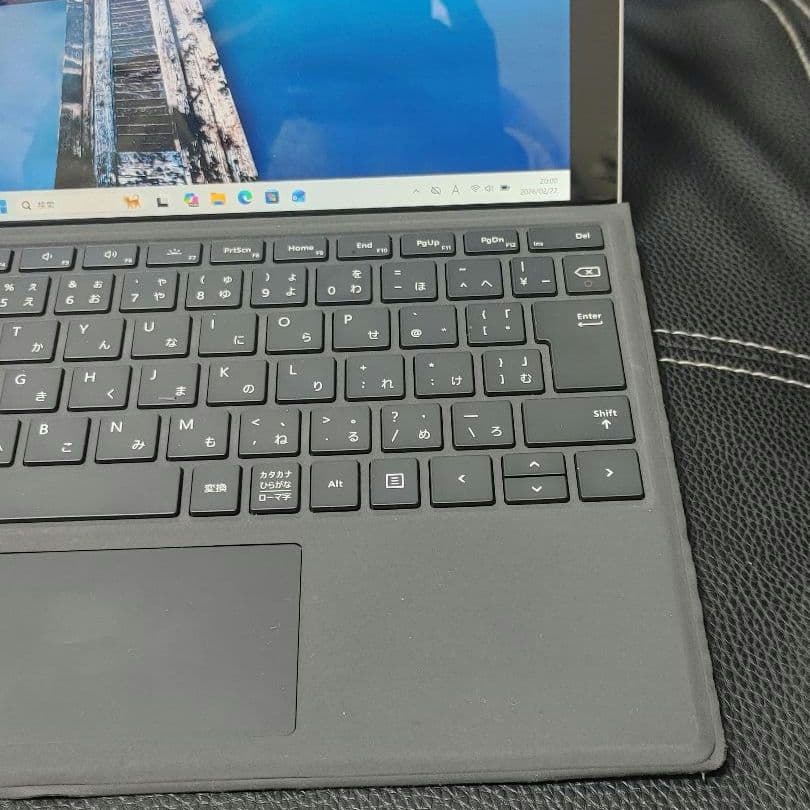 Surface Pro 5 / Core m3 / Office2021付