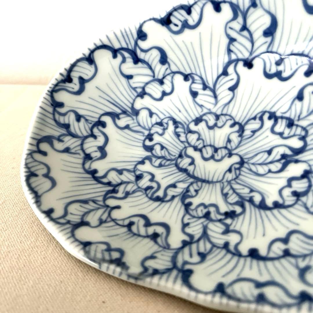 M831 ○有田焼　そうた窯　オーバル皿【未使用】　美しい