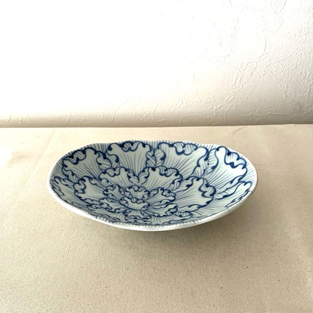 M831 ○有田焼　そうた窯　オーバル皿【未使用】　美しい