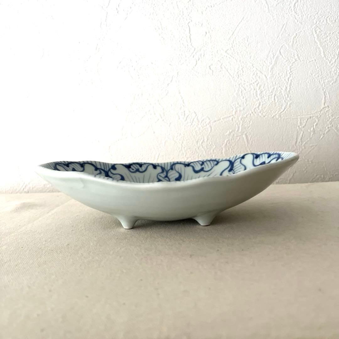 M831 ○有田焼　そうた窯　オーバル皿【未使用】　美しい