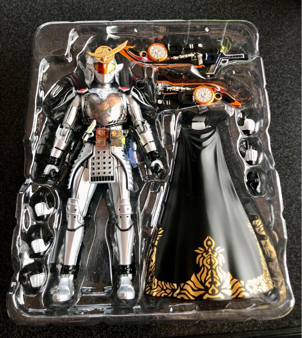 【未使用に近い】S.H.Figuarts 仮面ライダー鎧武 極アームズ