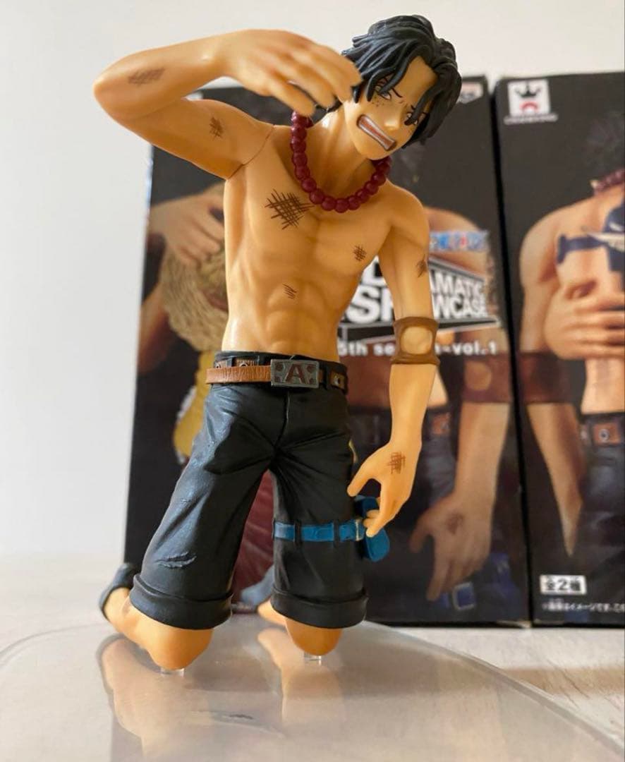 ワンピース　ドラマチックショーケース　フィギュア ルフィ　エース　ドラマティック