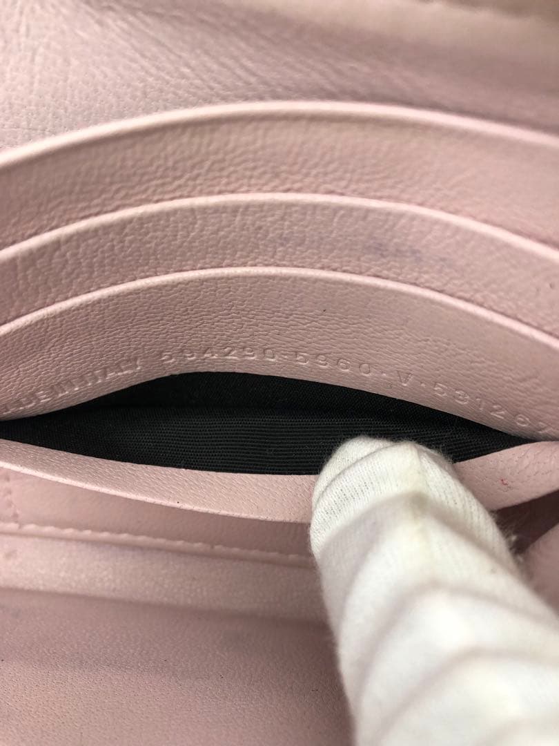 BALENCIAGA ピンクレザー　長財布　レディース　ジッパー式