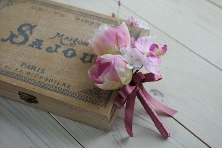 アーティフィシャルフラワーブーケ　ブートニア付