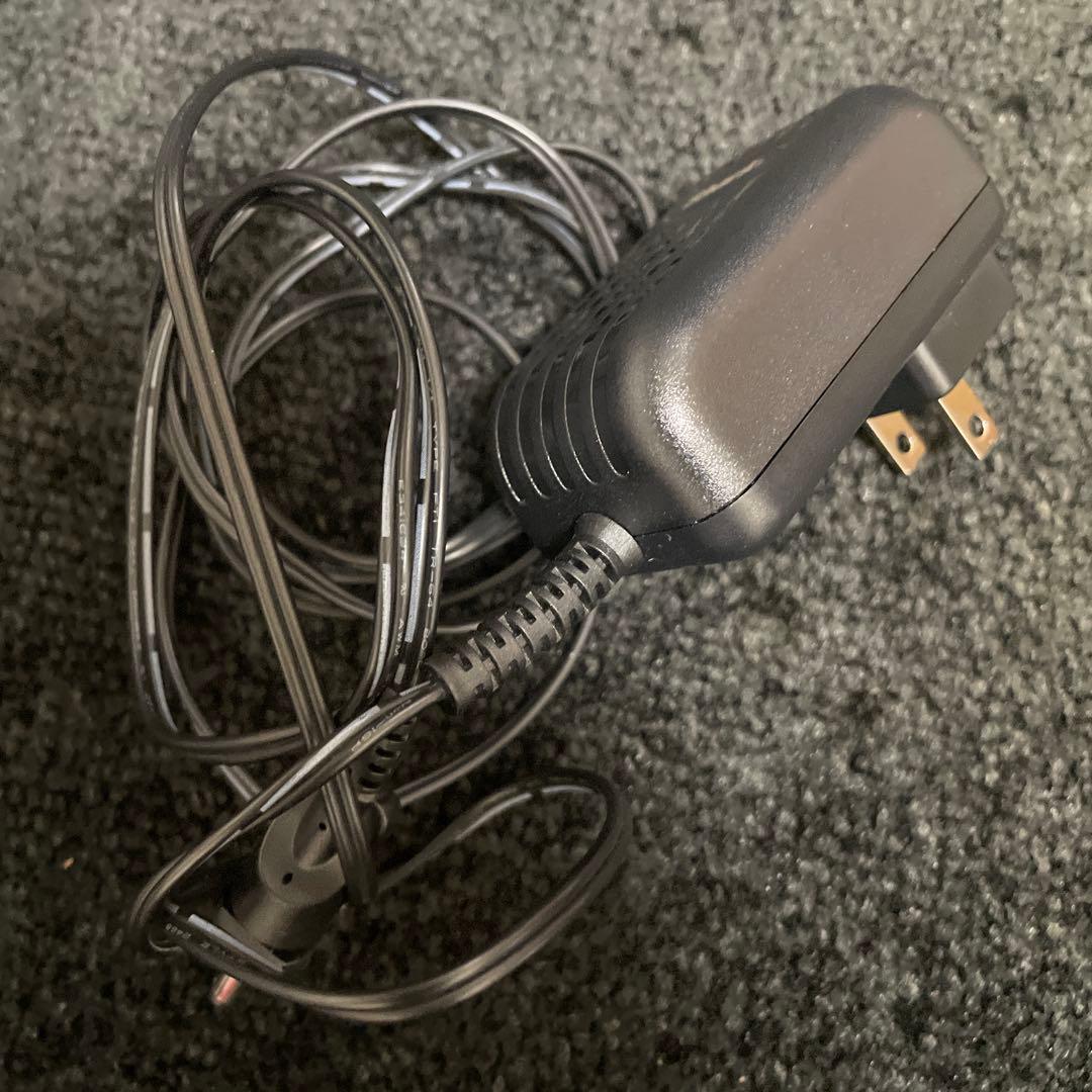 Shark 充電式ハンディクリーナー CH951J 本体