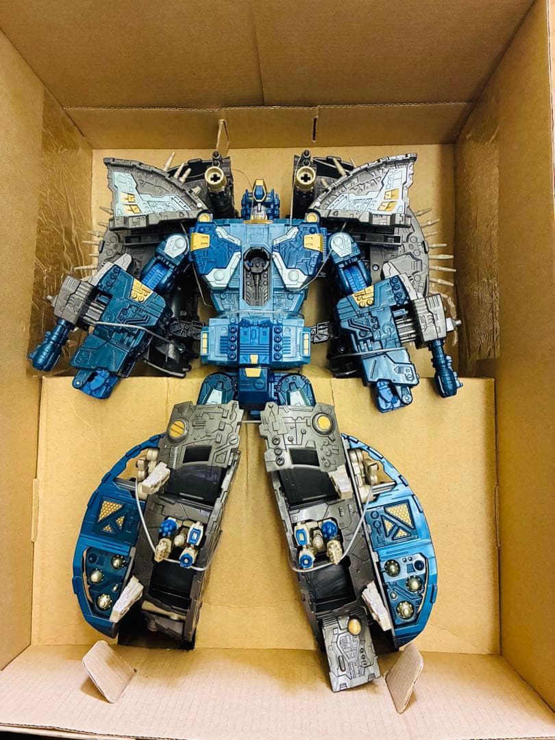 トランスフォーマー　創造神プライマス　2010エディション　未使用