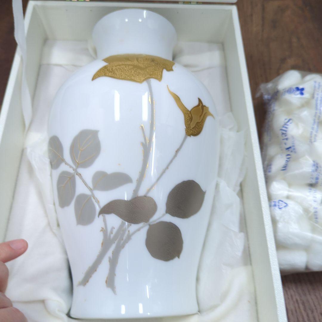 新品未使用　大倉陶園　金蝕バラ　28cm花器