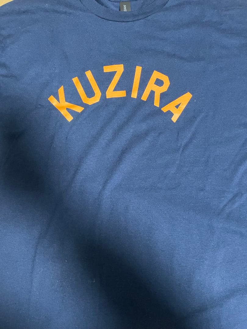 KUZIRA Tシャツ