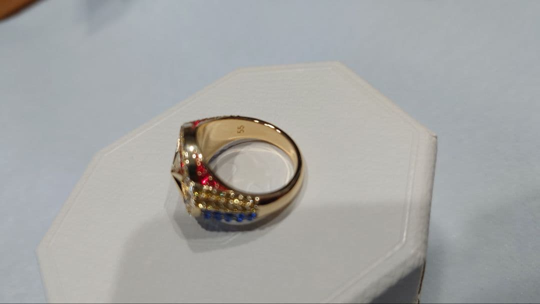 マーベル　リング　キャプテンマーベルゴールドスターモチーフ　スワロフスキー