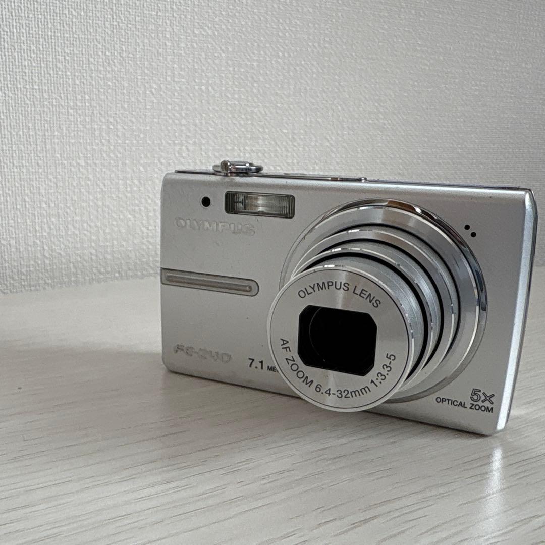 OLYMPUS デジタルカメラ FE-240