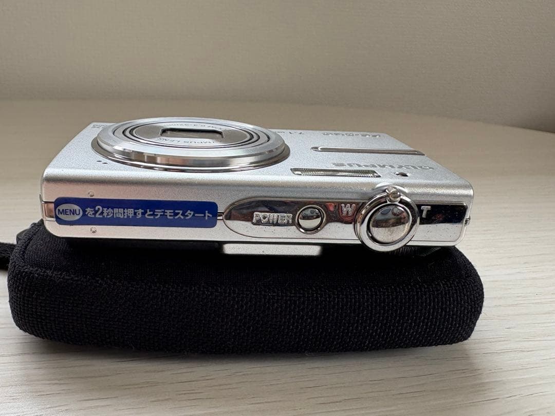 OLYMPUS デジタルカメラ FE-240