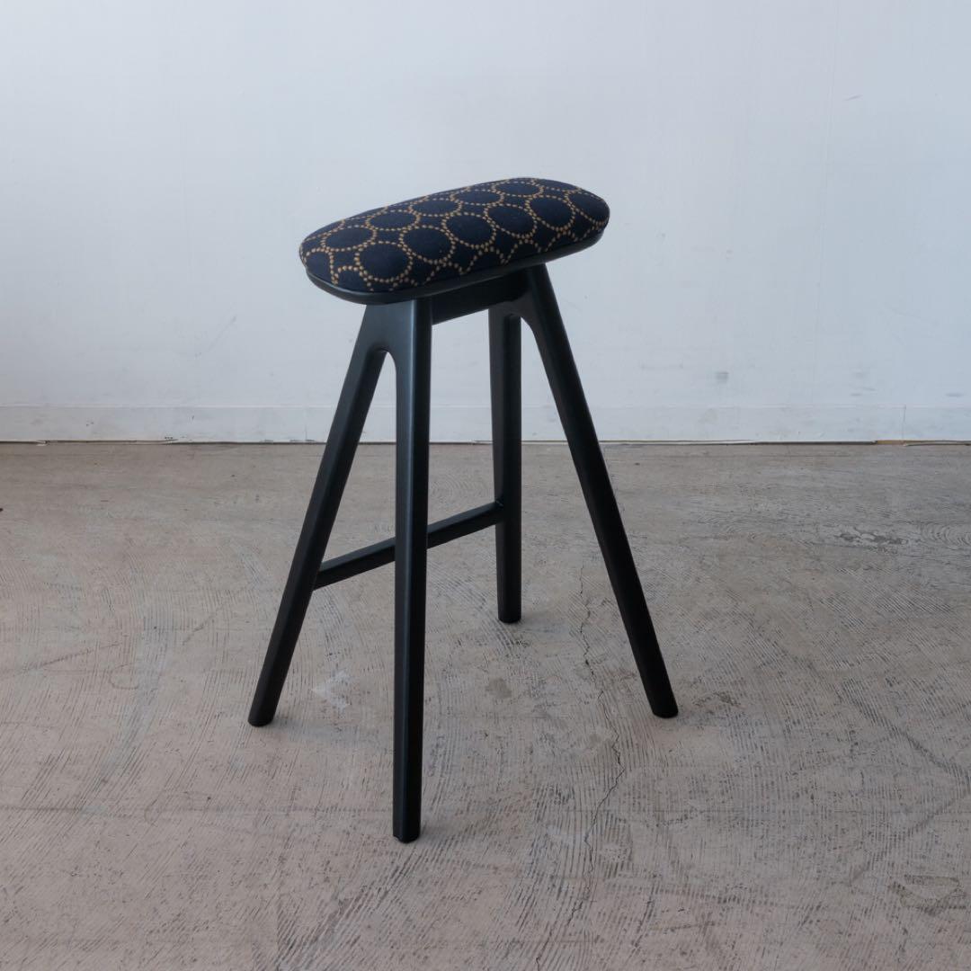 キッチンスツールBK H630＋ミナ ペルホネン　タンバリン