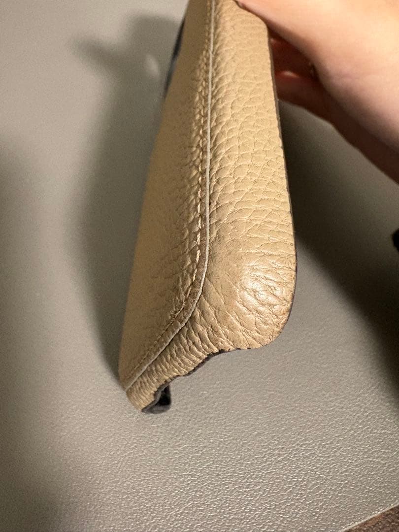 ボナベンチュラ　ベージュ レザー iPhone14ケース カードポケット付き