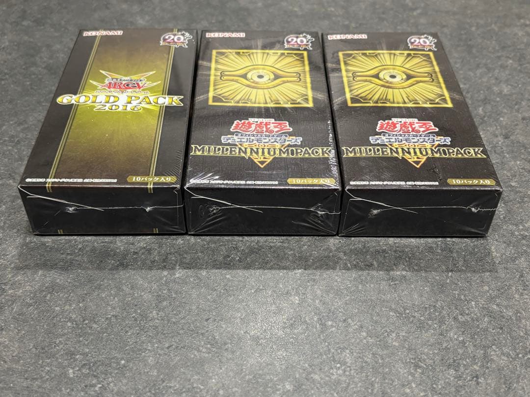 新品未開封シュリンク付き★MILLENNIUM PACK×２、GOLD PACK
