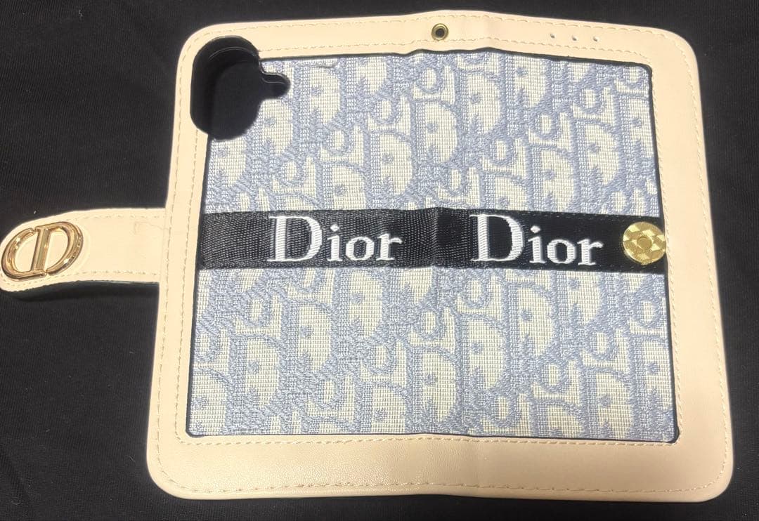 ⭐️お値下げ ほぼ新品 iPhone16 plus Dior 手帳型携帯ケース⭐️