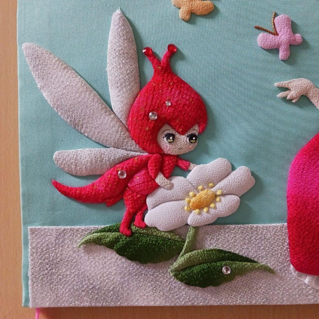 《いっちゃん様ご予約》★いちごちゃんといちごの精のタペストリー★ちりめん細工