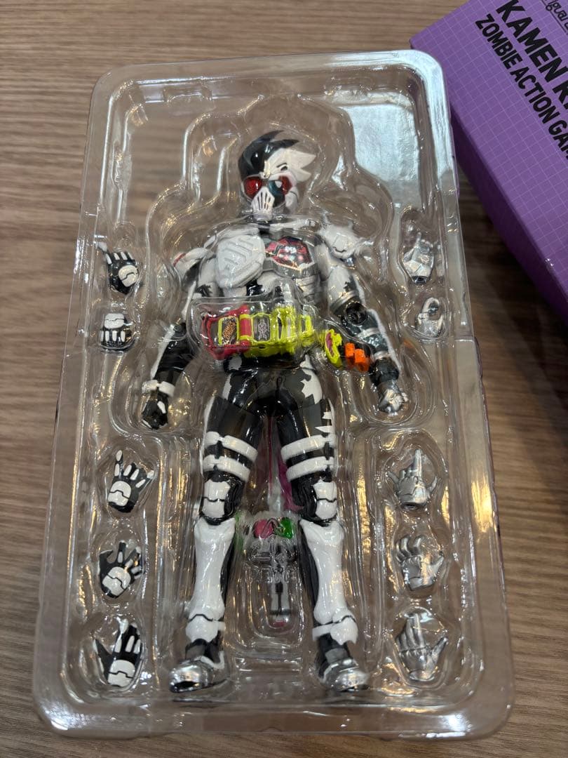SHF仮面ライダーGenmZombie ActionGamer X-0