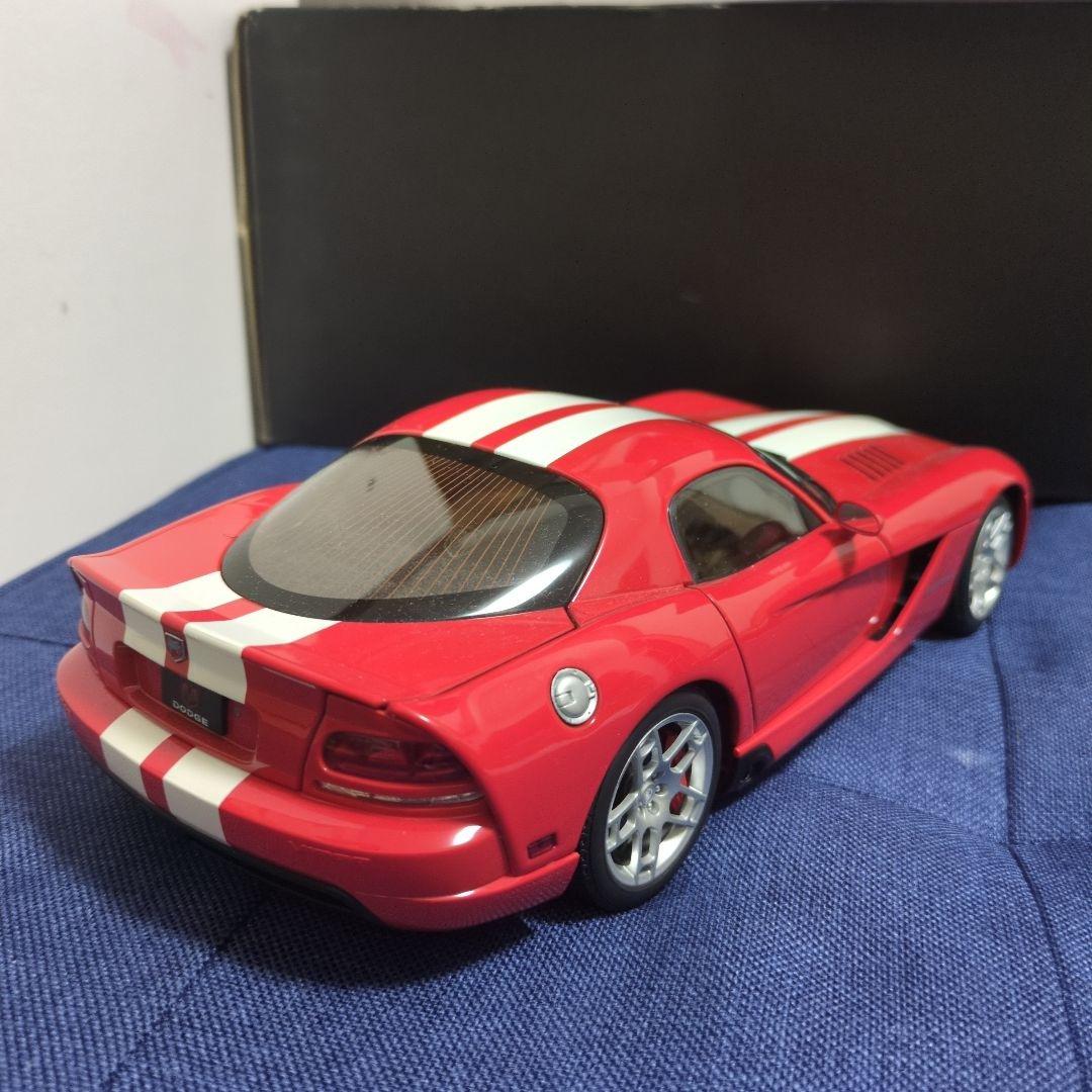 dodge viper SRT10 coupe オートアート 1/18 2008