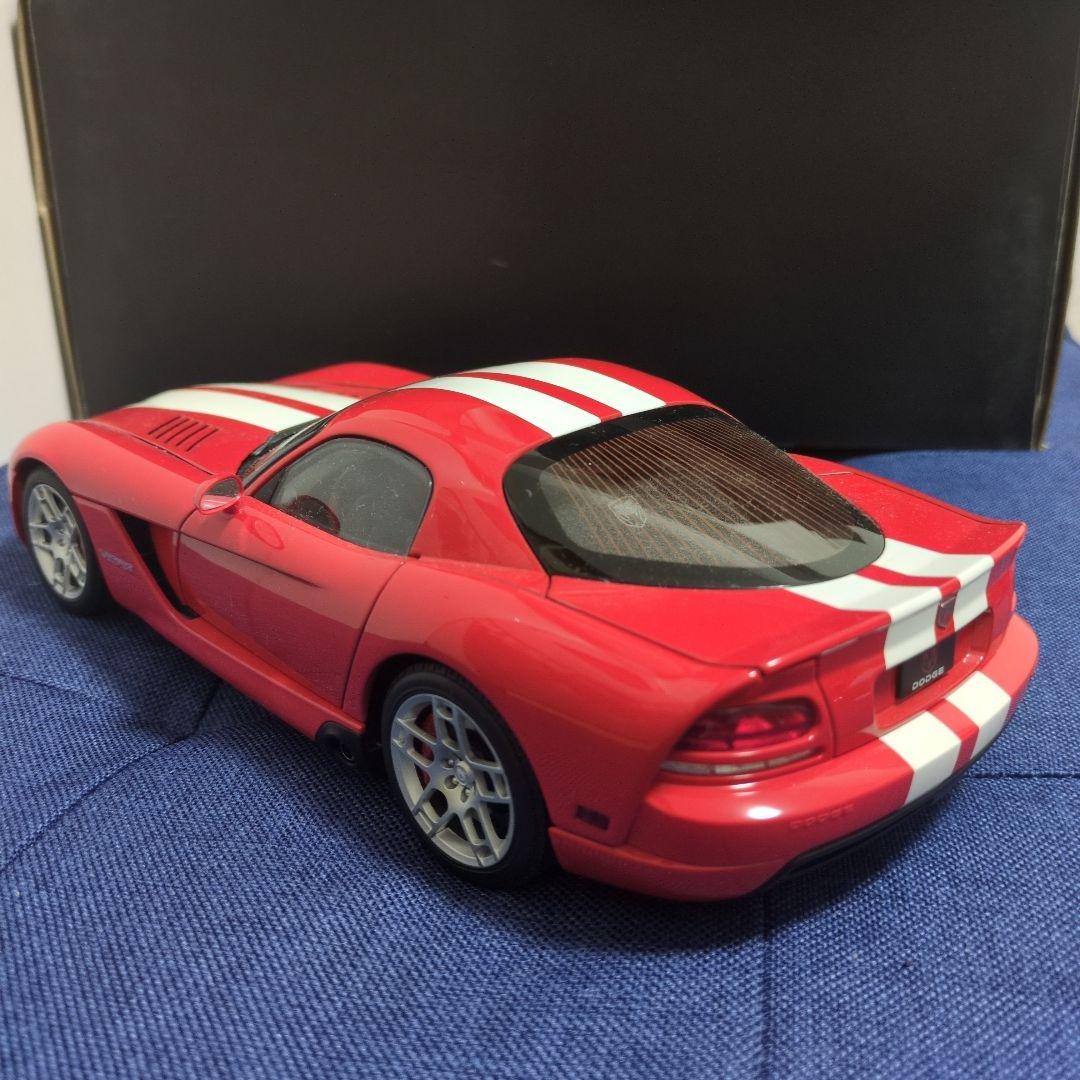 dodge viper SRT10 coupe オートアート 1/18 2008