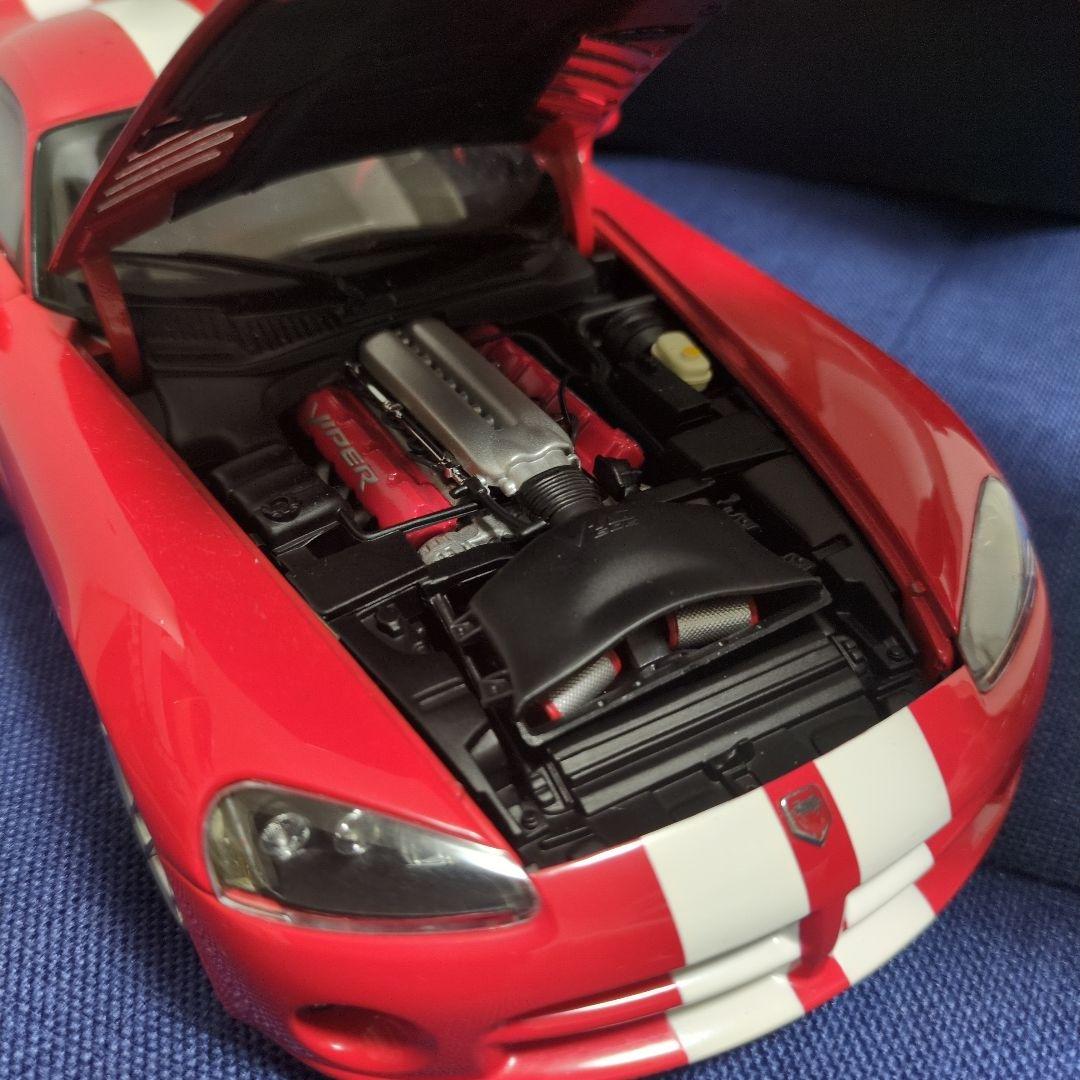 dodge viper SRT10 coupe オートアート 1/18 2008
