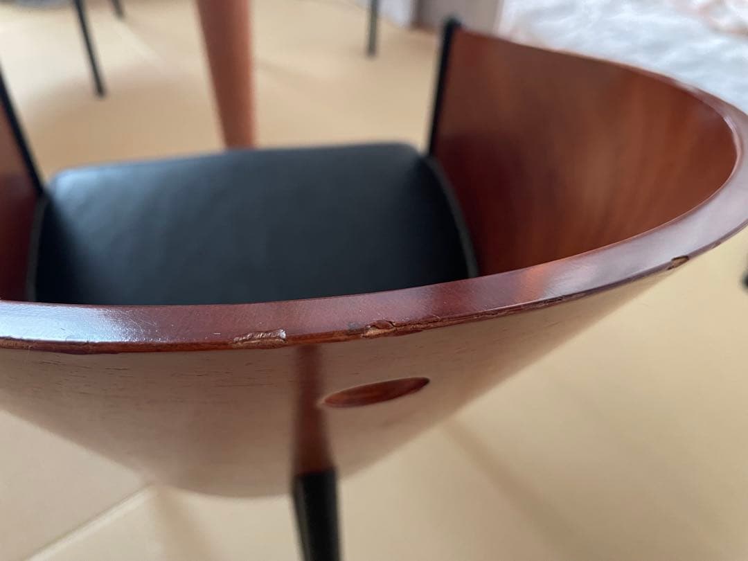 【スシ】ダイニングチェア②