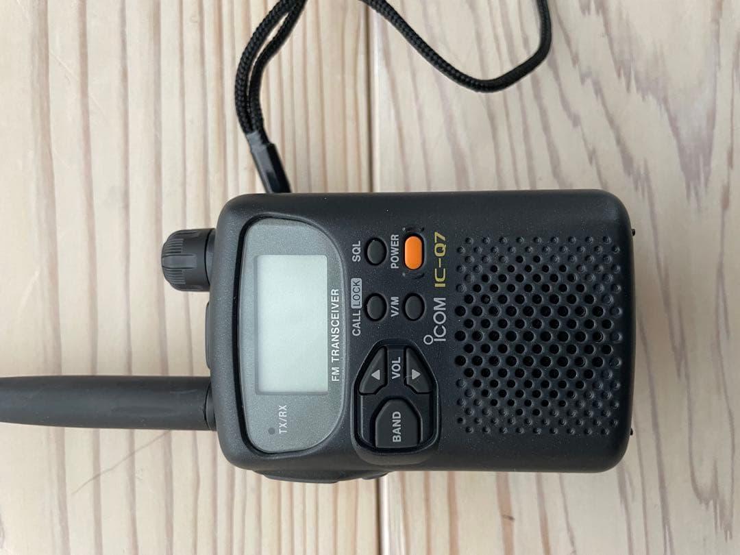 ICOM IC-Q7 FMトランシーバー 本体と説明書付き 定価28,800円