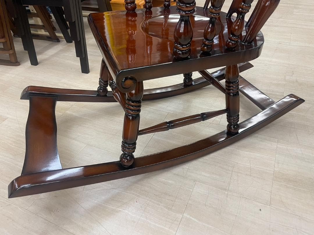 マホガニー　ロッキングチェア　無垢材　天然木　揺れるイス　揺れる椅子　木製