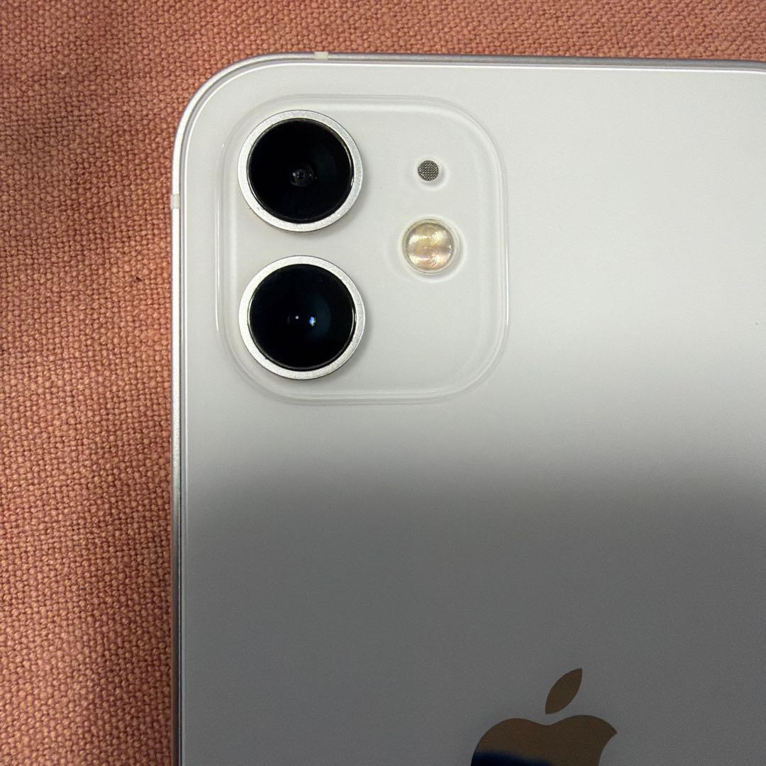 画面交換あり　iPhone12 64G ホワイト