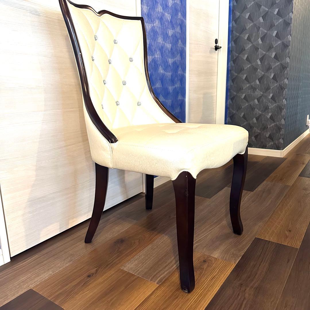 ダイニングチェア 合皮　アイボリー　エレガント系１脚