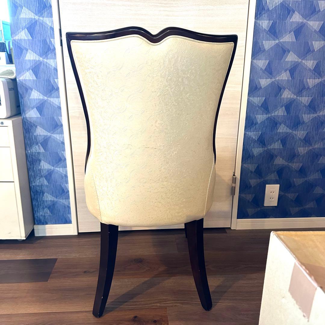 ダイニングチェア 合皮　アイボリー　エレガント系１脚