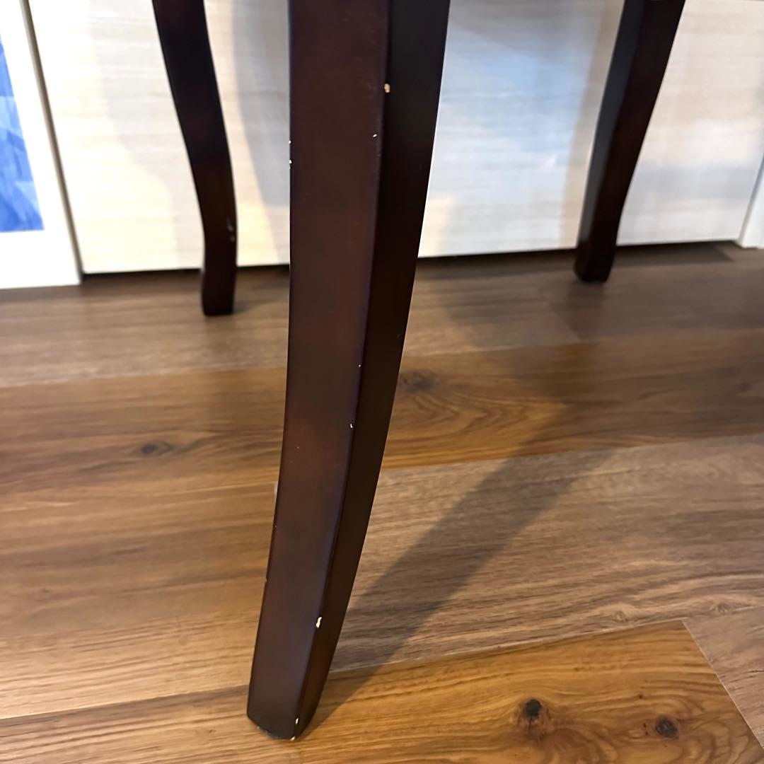 ダイニングチェア 合皮　アイボリー　エレガント系１脚