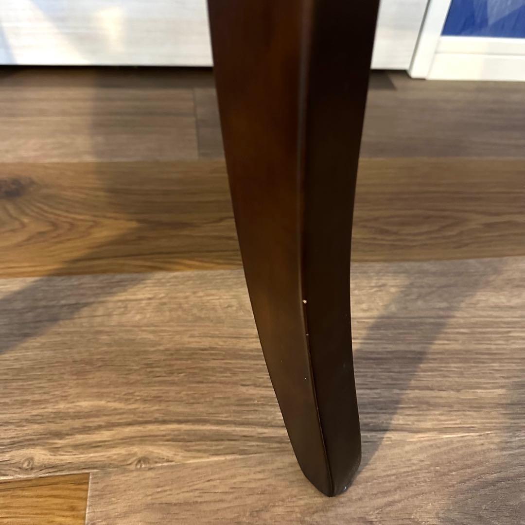 ダイニングチェア 合皮　アイボリー　エレガント系１脚