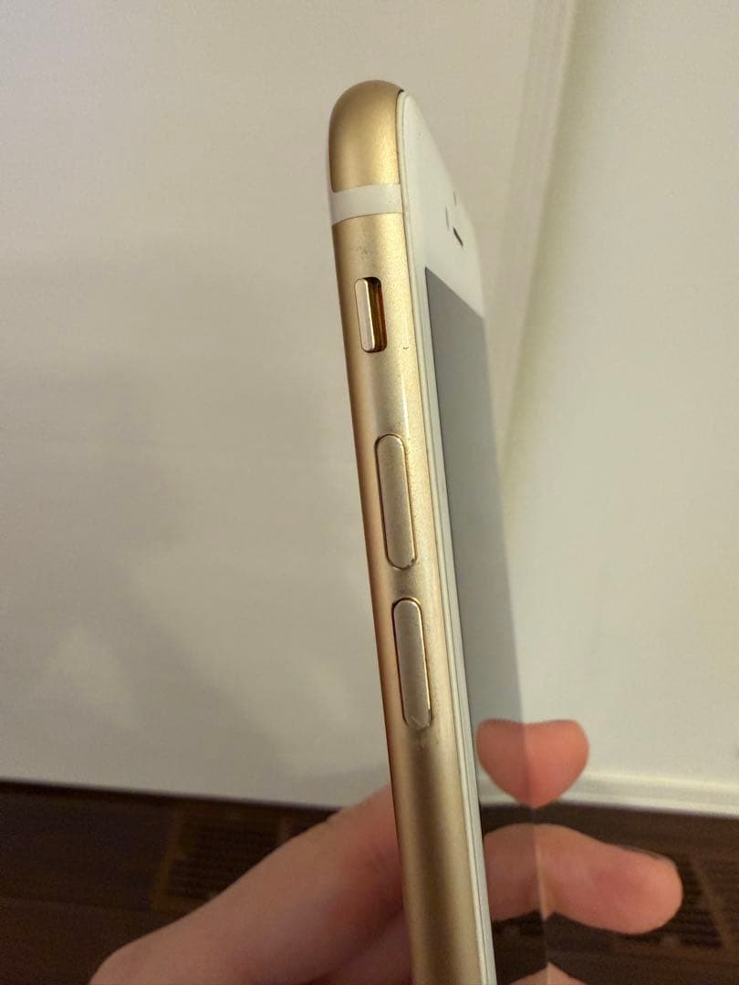 Apple iPhone7 ゴールド 本体 128GB 86%