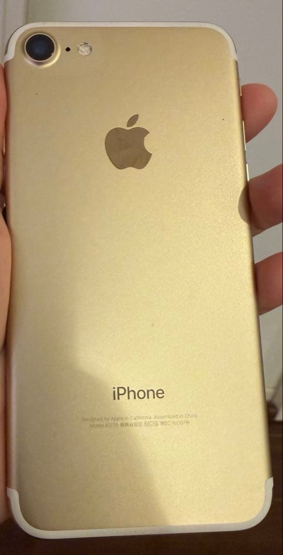 Apple iPhone7 ゴールド 本体 128GB 86%