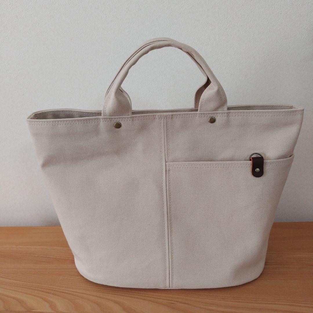 ハンドメイドトートバック、前後ポケット付き、楕円底&ベルトラウンドS