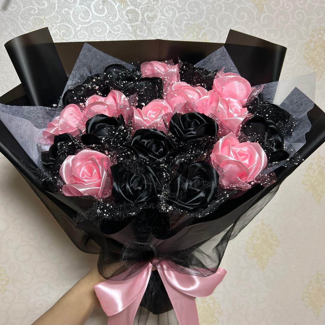 21本黒ピンクバラブーケ　プレゼント お祝い 枯れない花 永生薔薇　特別な人へ