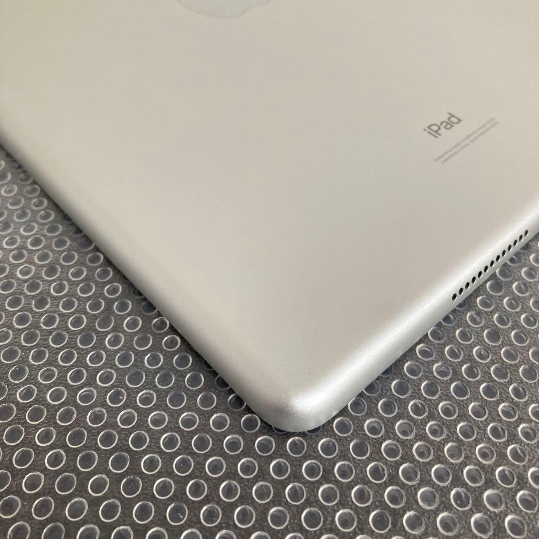 557【早い者勝ち】iPad8 第8世代 32GB WIFIモデル☆