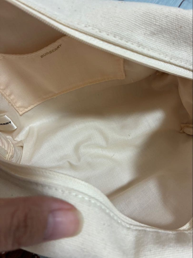 BURBERRY ノベルティ キャンバスポーチハンドバッグバーバリー