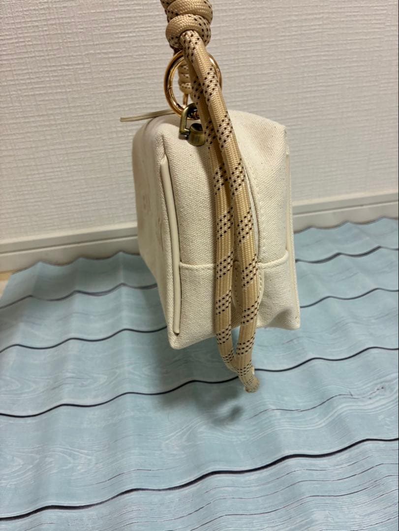 BURBERRY ノベルティ キャンバスポーチハンドバッグバーバリー