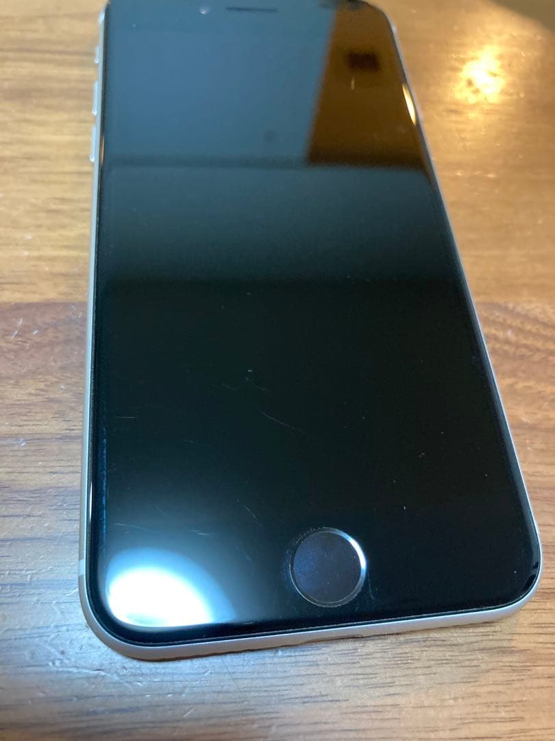iPhoneSE2 64GB ホワイト　SIMフリー 本体