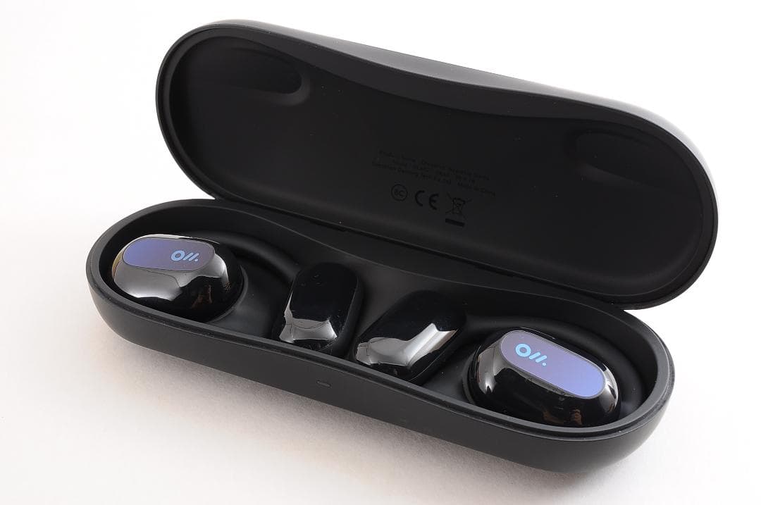 美品 オラダンス ウェアラブル OLA02 ワイヤレスイヤホン @2564