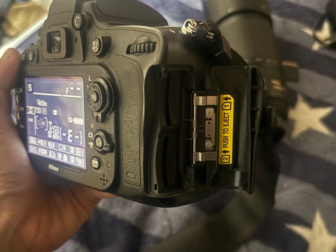 Nikon D600 70ー300mmレンズセット