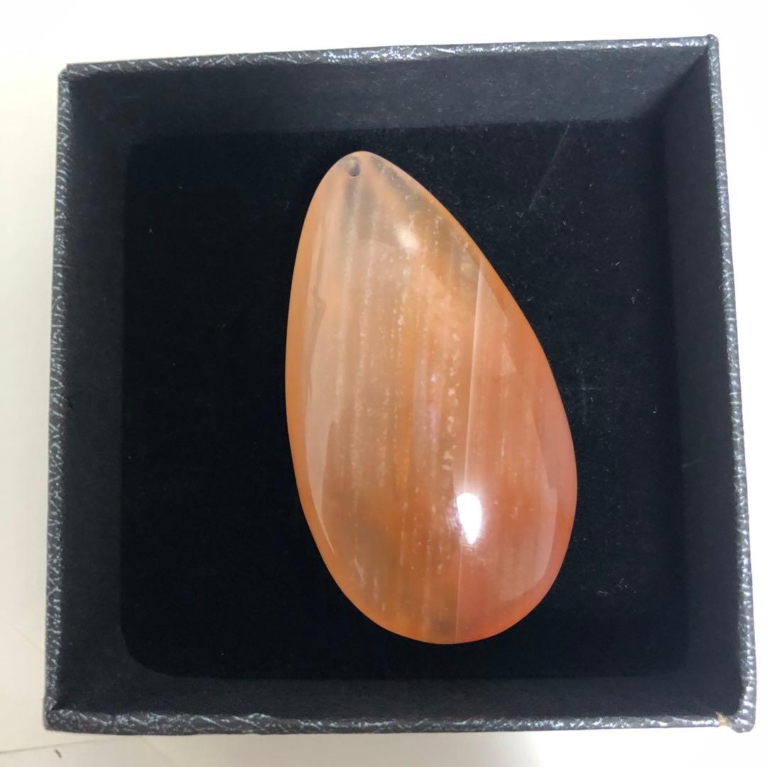 縁結び 女陰 ヌードメノウ 生命の源 女性器 趣味 天然石 瑪瑙 彫り物D81