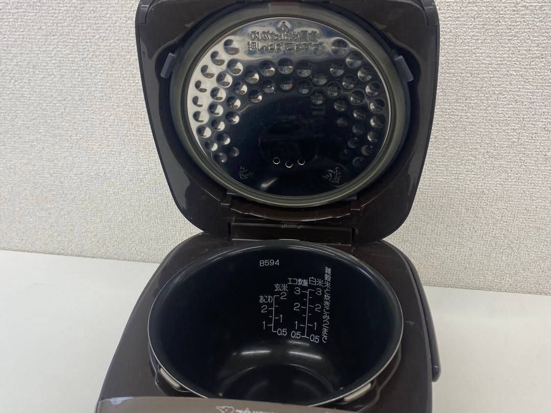 ZOJIRUSHI 象印 IH炊飯器 3合炊き NP-GW05 2021年製