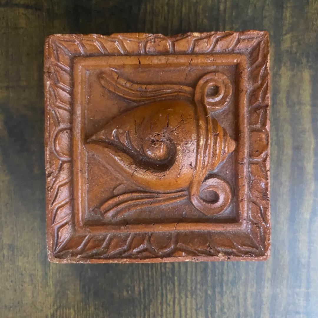 レンガ彫刻（高級芸術品）仏教　ネパール製　即購入可