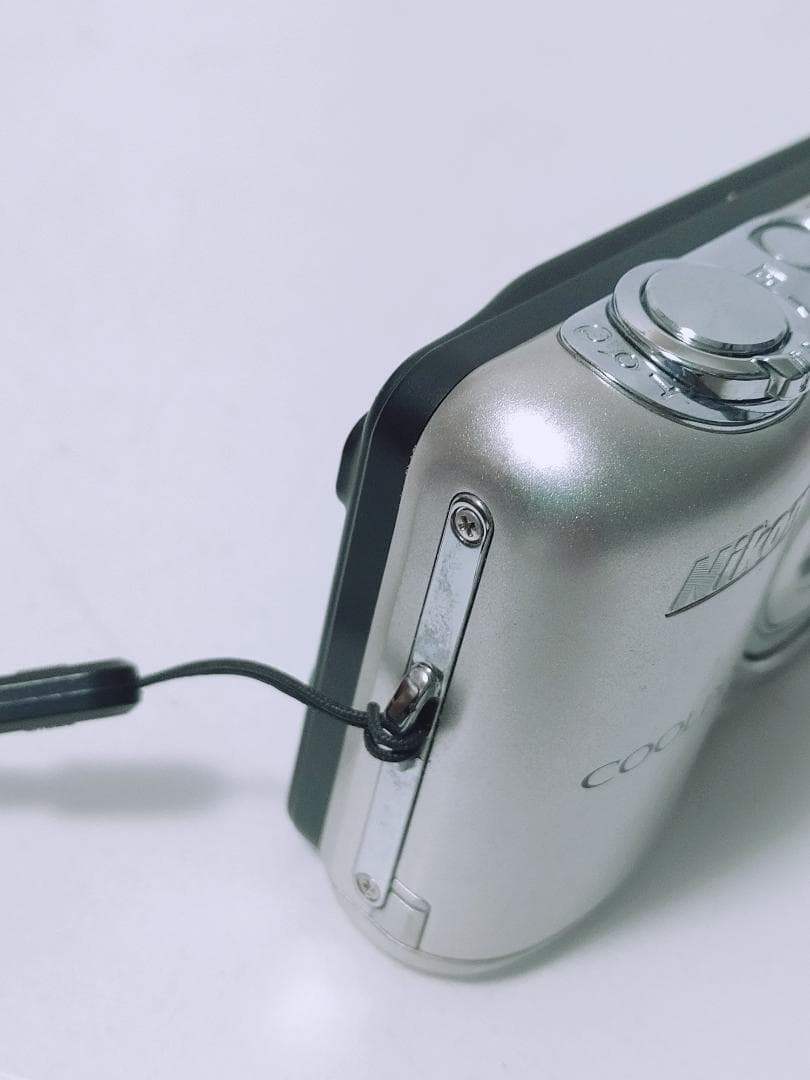 Nikon COOLPIX L3 デジカメ　単3稼働 コンパクトデジタルカメラ