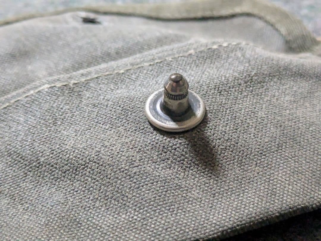 陸上自衛隊　旧型装備　救急品袋　ポーチ　救急品入れ　1970年？　昭和自衛隊