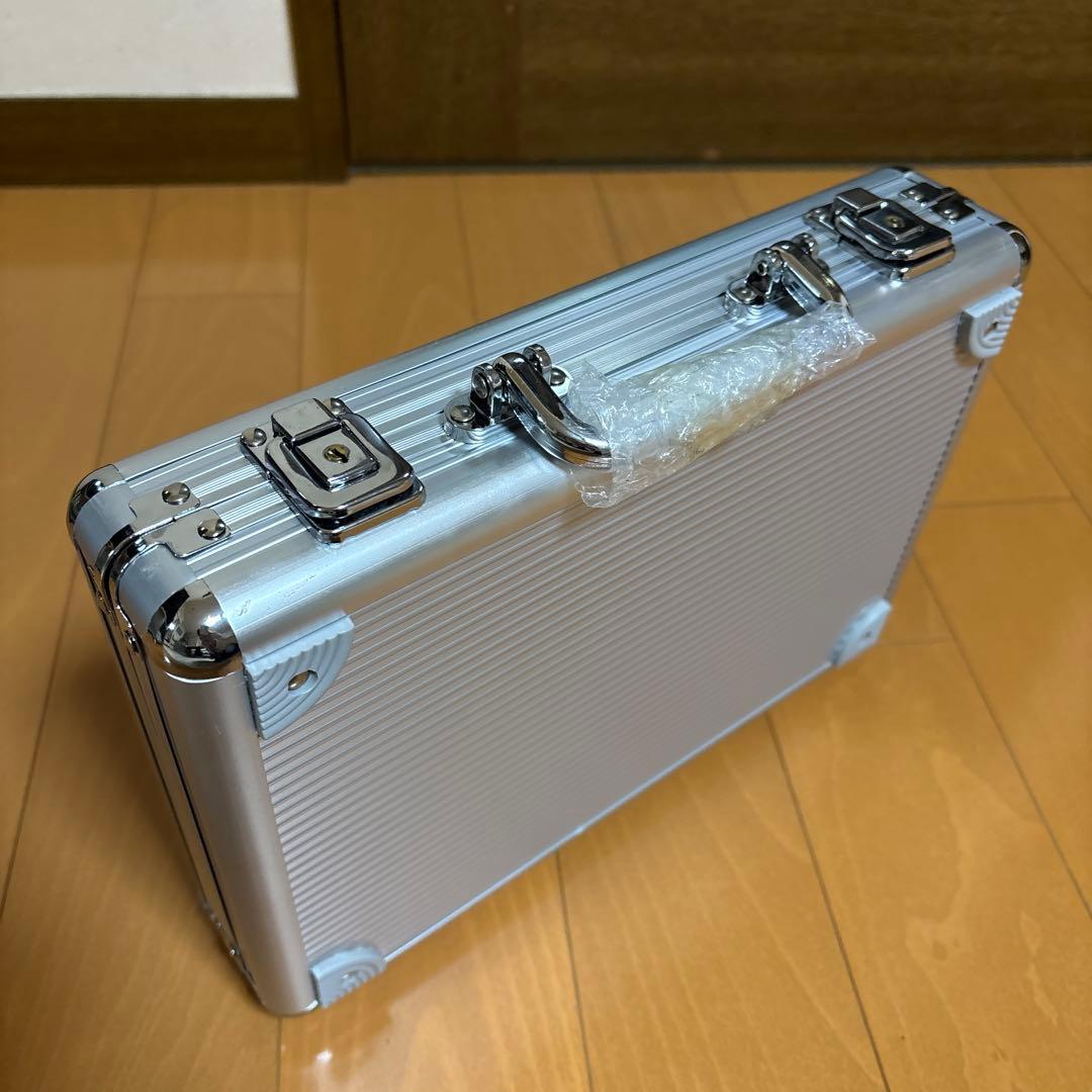 世界のヨコサワ　ポーカーセット　ケースの中身新品未開封