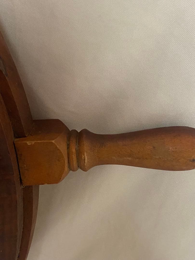 2671❣️ 舵輪（船の舵）ハンドル 船舵 操舵輪 ラット